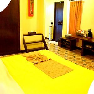 Deluxe Double Room Bath